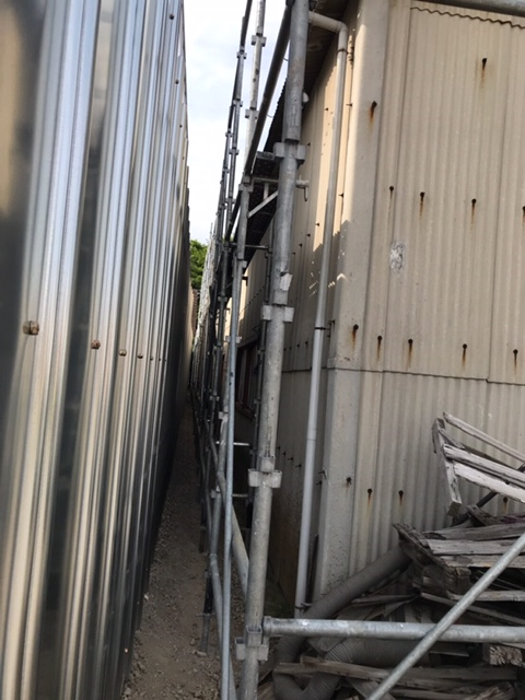 埼玉県三郷市・改修足場工事